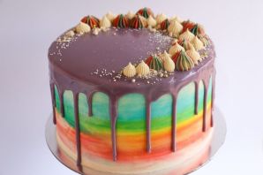 Торт цветной