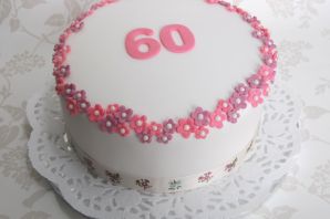 Торт на юбилей женщине 65
