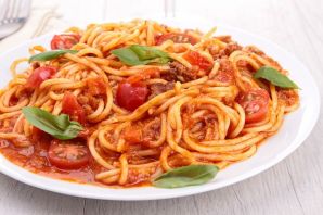Томатная итальянская паста для спагетти