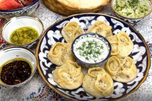 Казахское блюдо манты