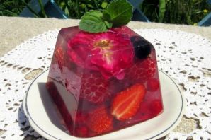 Десерт из ягод с желатином