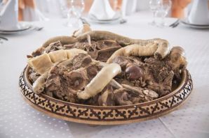 Бешбармак национальное казахское блюдо
