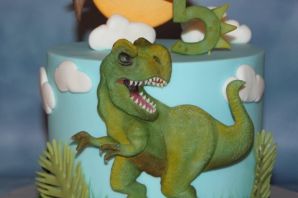 Торт детский с динозаврами