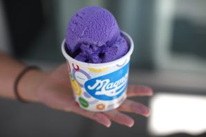 Мороженое в фиолетовой упаковке