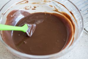Глазурь шоколадная из какао и сметаны
