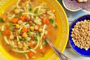 Суп с нутом узбекский