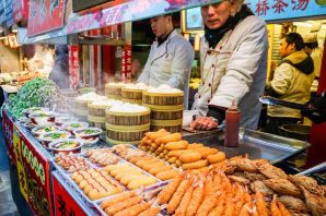 Уличная еда в китае