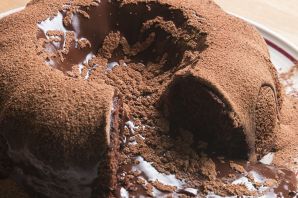 Торт шоколадный на сметане с какао