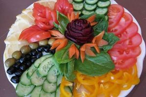 Овощная красивая нарезка на праздничный стол