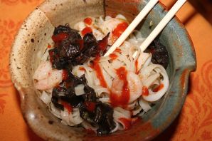 Салат с древесными грибами по китайски