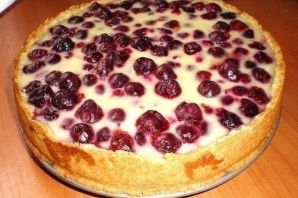 Пирог творожный с ягодами в духовке
