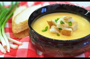 Гороховый суп с плавленным сыром