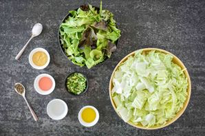 Заправка для салата из зелени микс