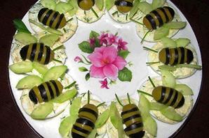 Салат пчелка