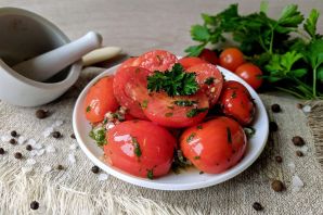 Закуска пикантные помидоры
