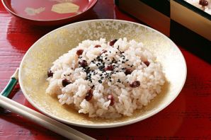 Корейская еда из риса