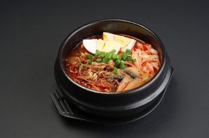 Корейский суп с фунчозой