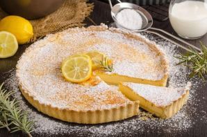 Песочный пирог с творогом и лимоном