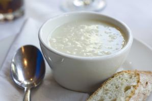Молочный суп с крупой