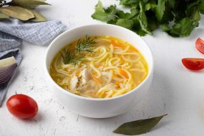 Татарский куриный суп с лапшой