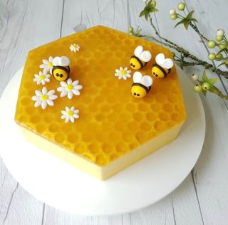 Фантель торт пчелка