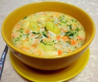 Куриный суп с картошкой и морковью