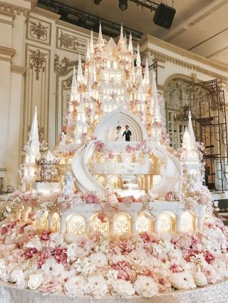 Самый красивый свадебный торт