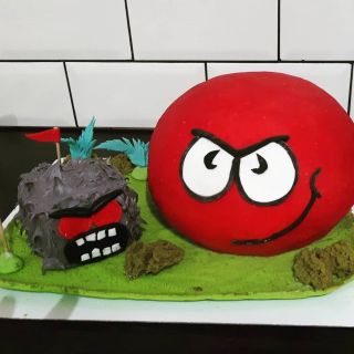 Красный шарик торт