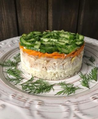 Норвежский салат с горбушей