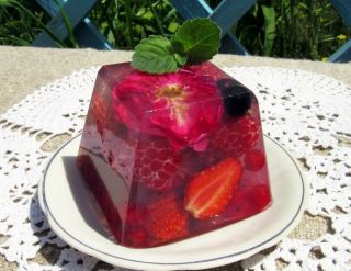 Десерт из ягод с желатином