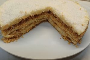 Торт пломбир без выпечки с крошкой
