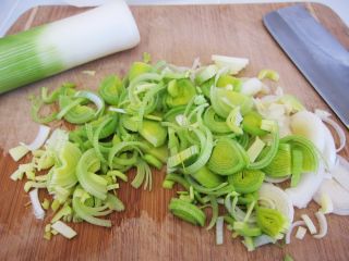 Салат из лука порея