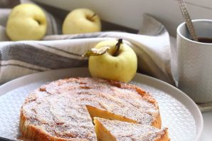 Пирог яблочный с карамелью