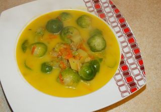 Суп с брюссельской капустой и курицей