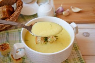Сырный суп с кабачками и картошкой