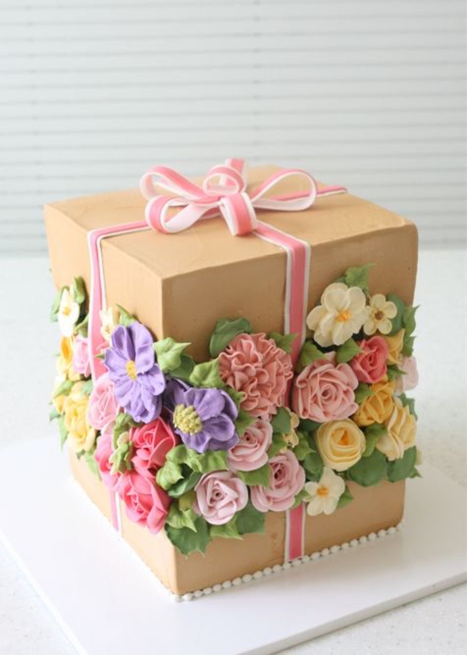 фото тортов коробка с цветами