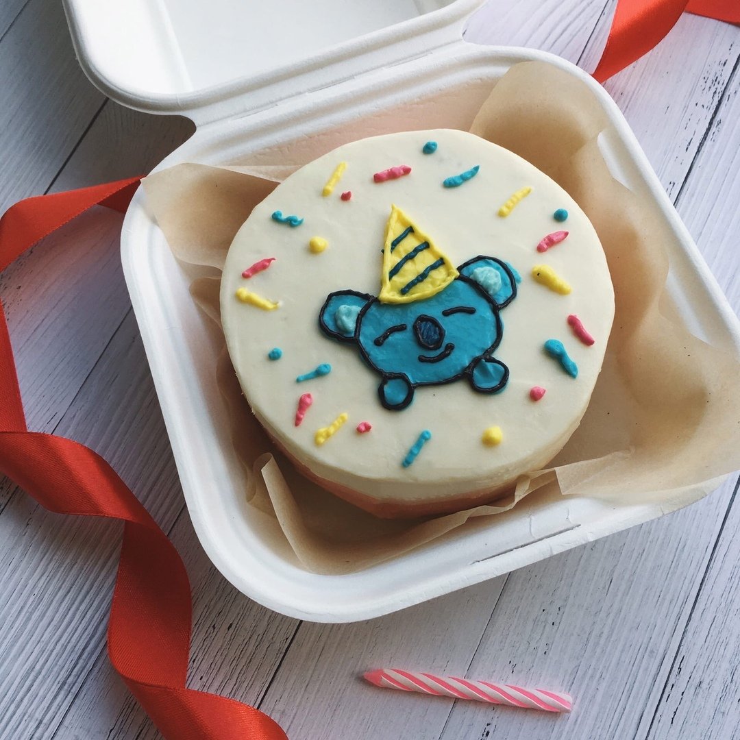 Бенто тортик с надписью