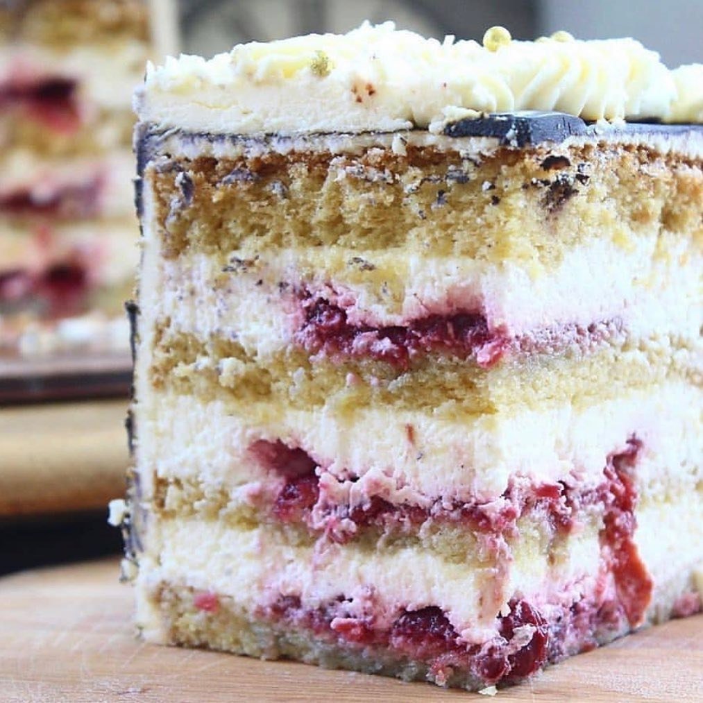 Торт пьяная вишня с кремом чиз