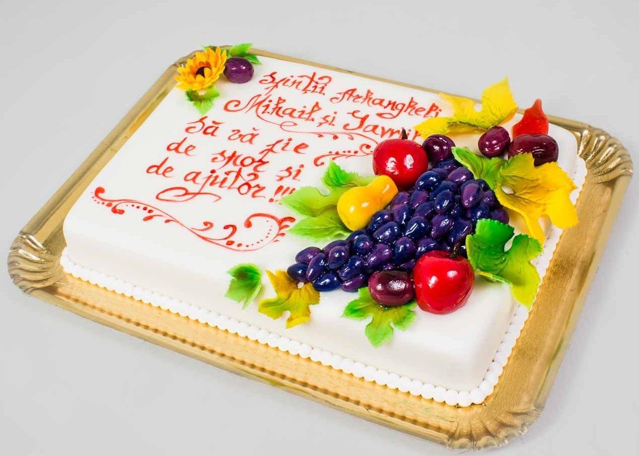 Надпись на торт женщине 45. Торт на юбилей 45. Торт на юбилей женщине. Торт на день рождения 45 лет. Надпись на торт с 45 летием женщине.