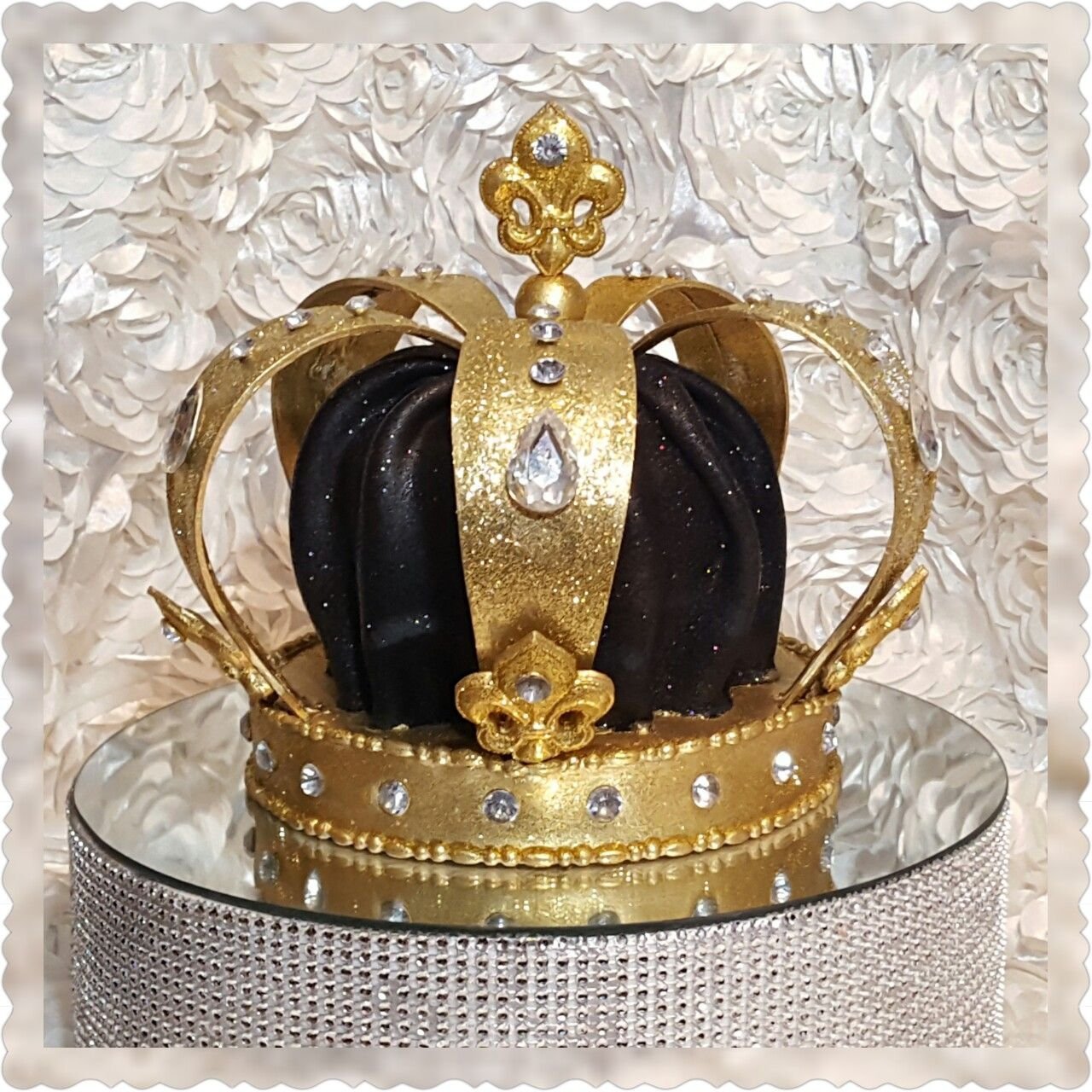 Как сделать царскую. Шапка Мономаха и корона Российской империи. Торт корона Российской империи. Торт с короной. Торт с императорской короной.