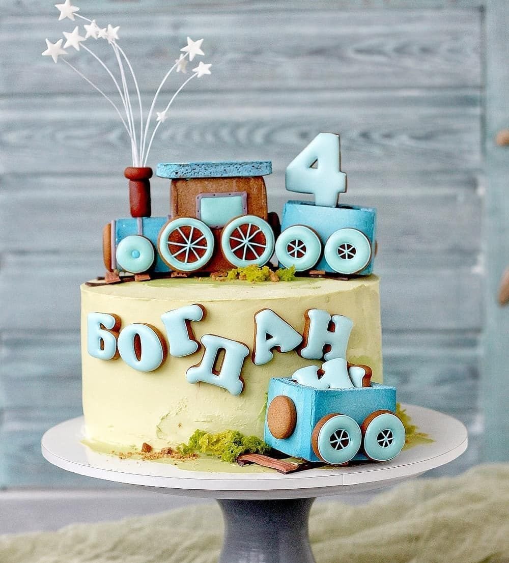 Заказать торт на день рождения в СПб