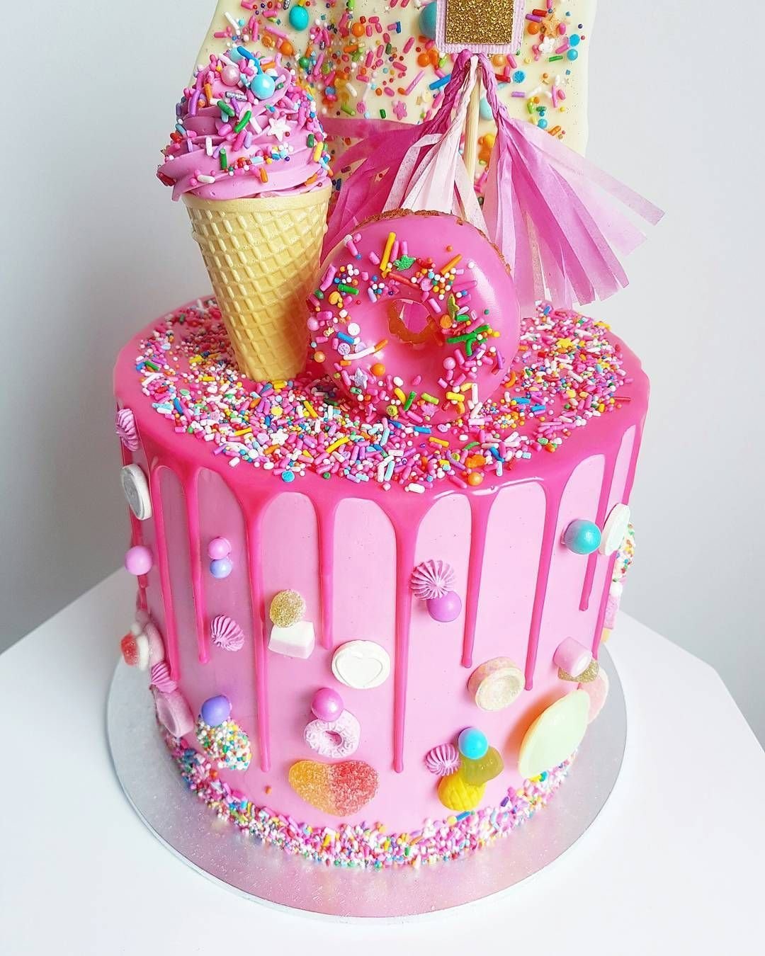 Торт на день рождения девочке 6 лет (фото)