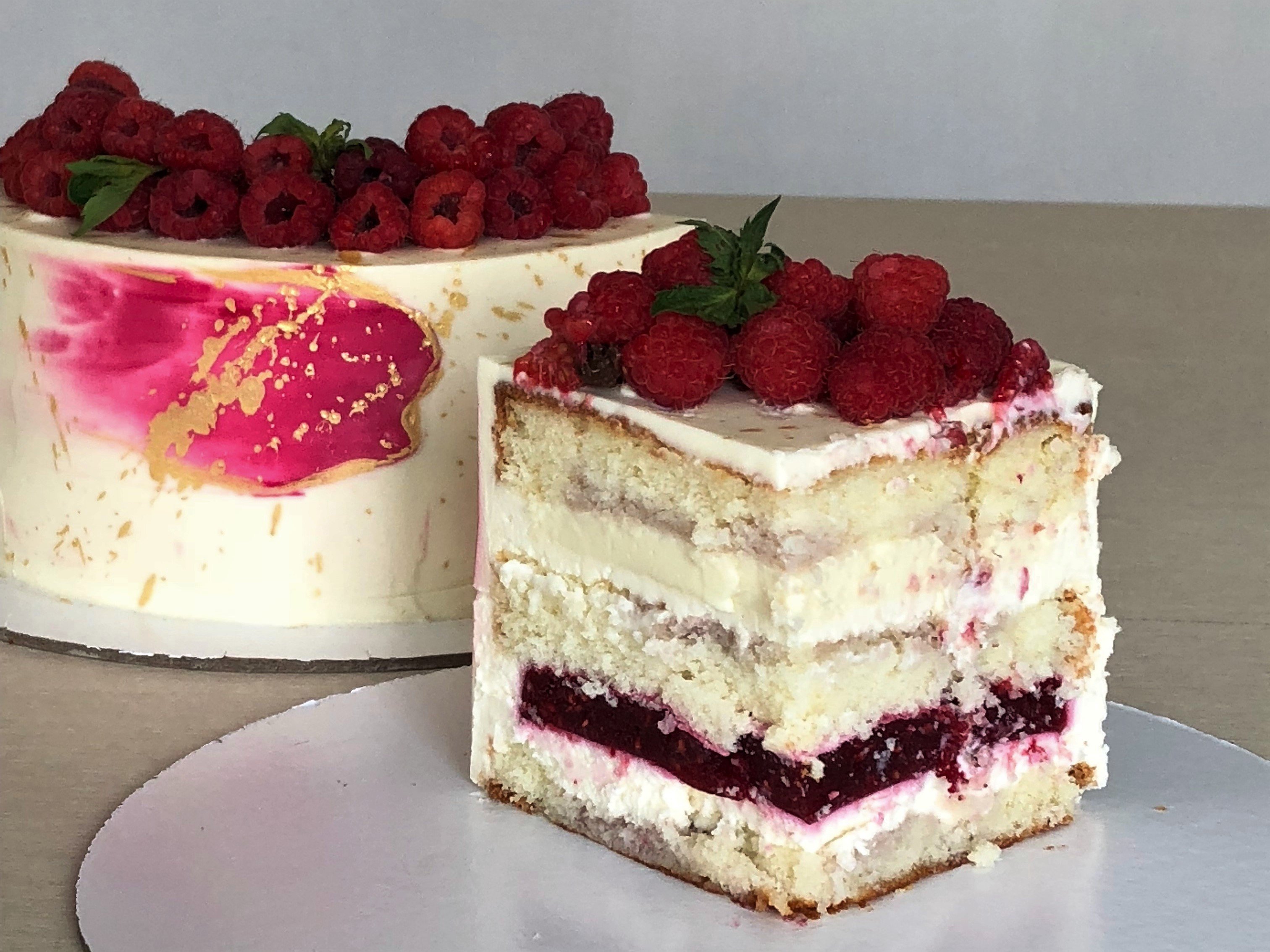 Бисквитный торт с фруктами и творожным кремом - пошаговый рецепт с фото на hb-crm.ru