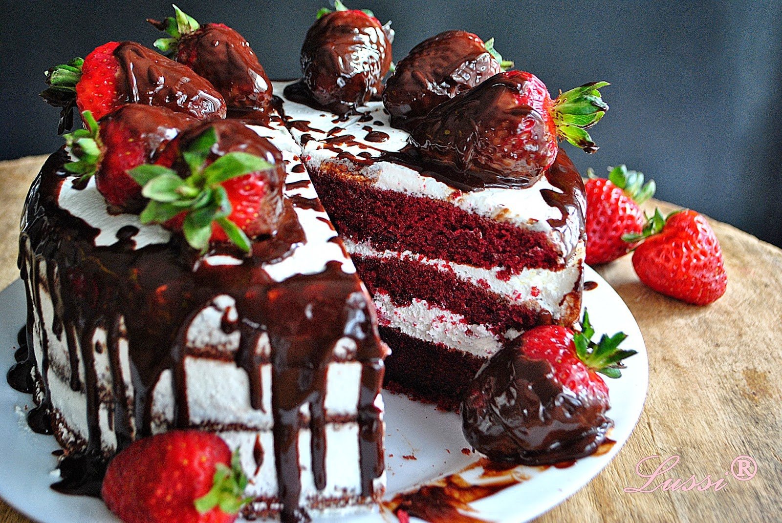 Можно кормящим торт. Торт. Красивые и вкусные тортики. Красивые торты. Шоколадный торт.