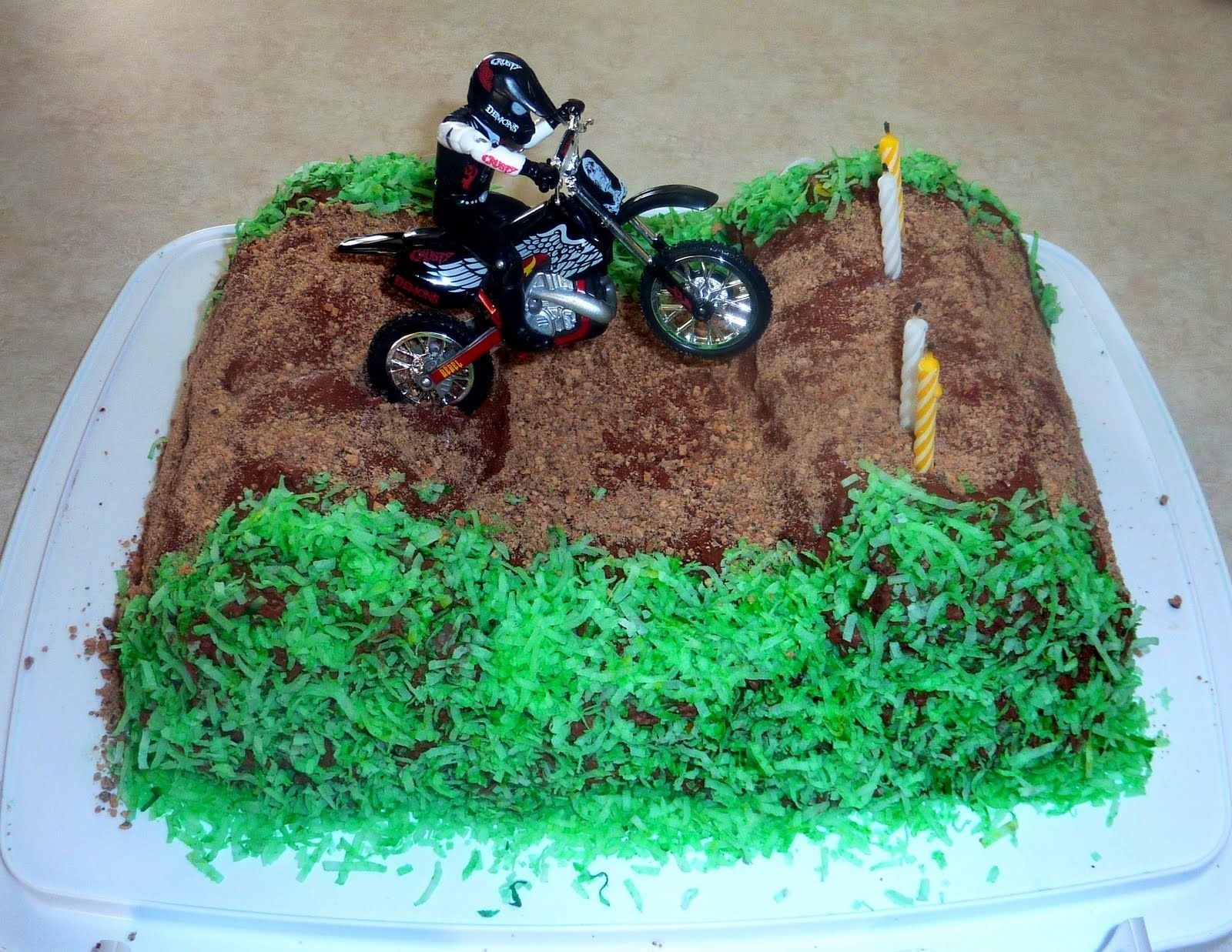 Торт с мотоциклом Харлей Дэвидсон