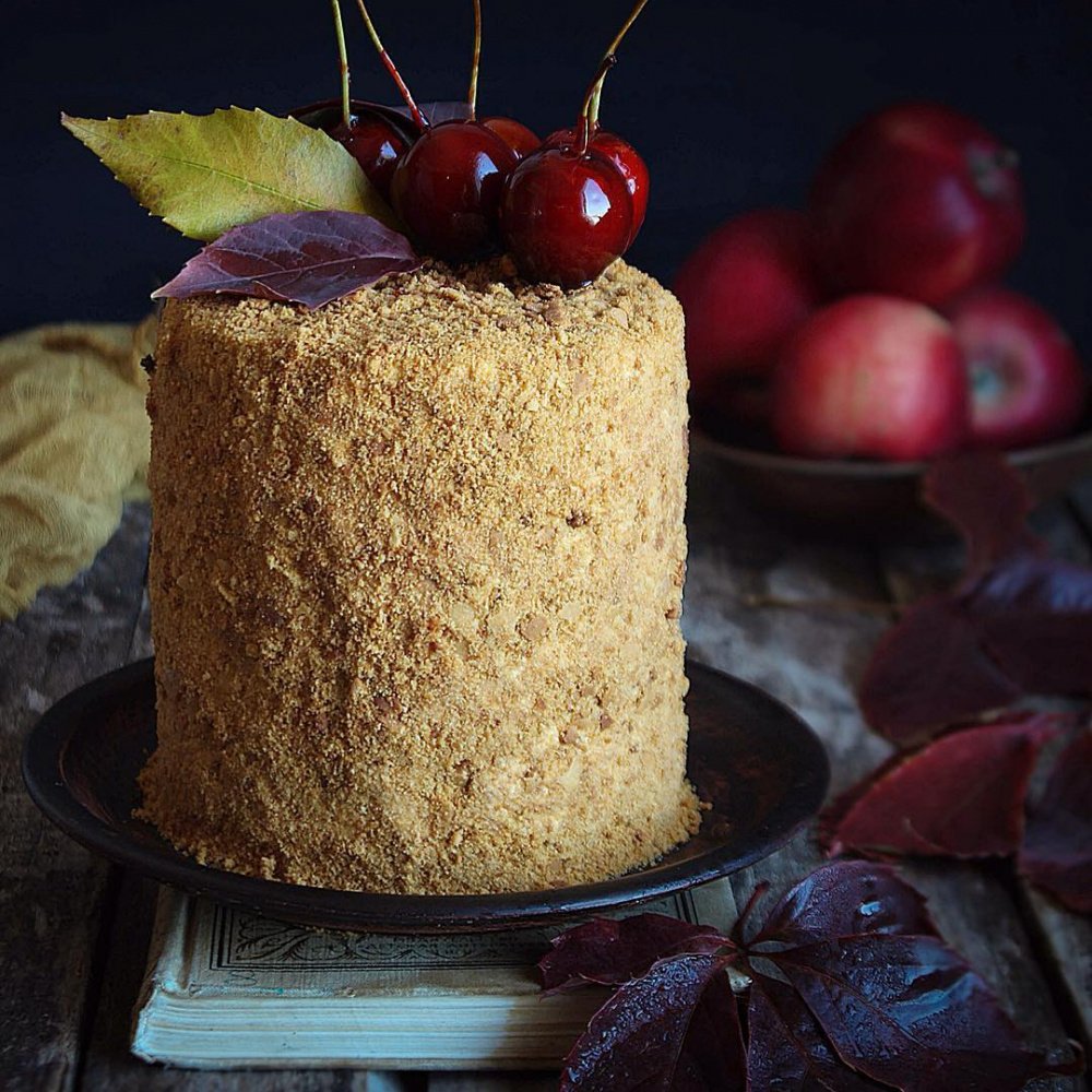 Кондитерские Десерты медовик