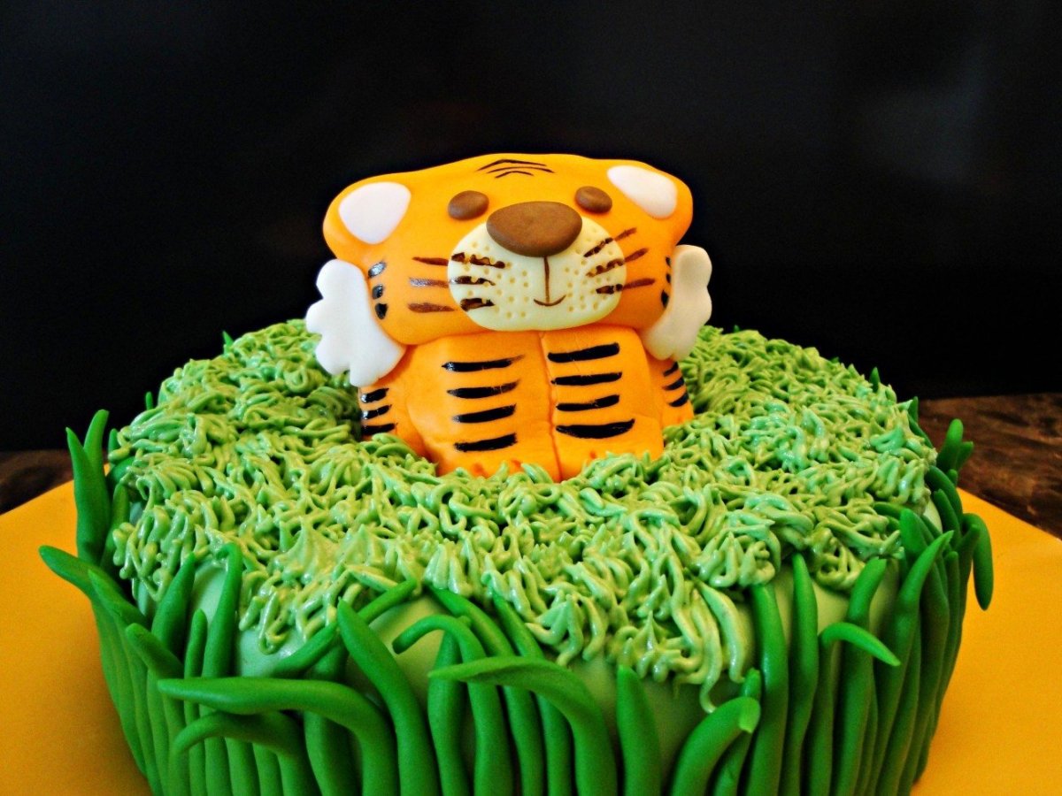 Украшение торта тигр