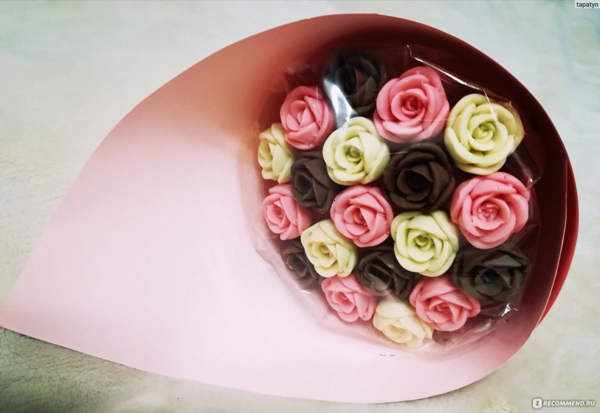 Букеты шоколадных роз