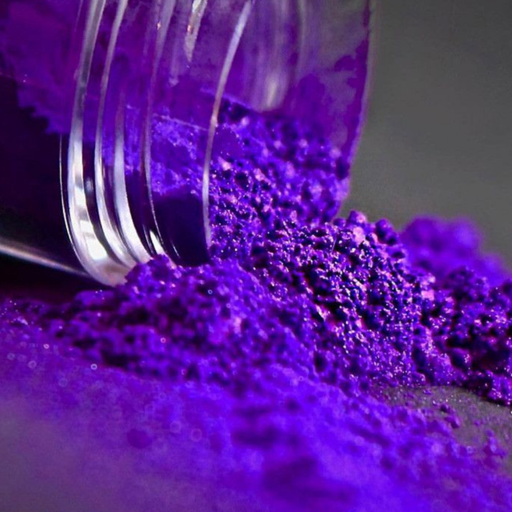 Фиолетовое соединение железа. Фиолетовый Пурпл. Фиалковый аметист. Красивый фиолетовый. Сине фиолетовый.
