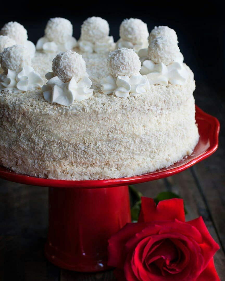 Торт молочная девочка Раффаэлло